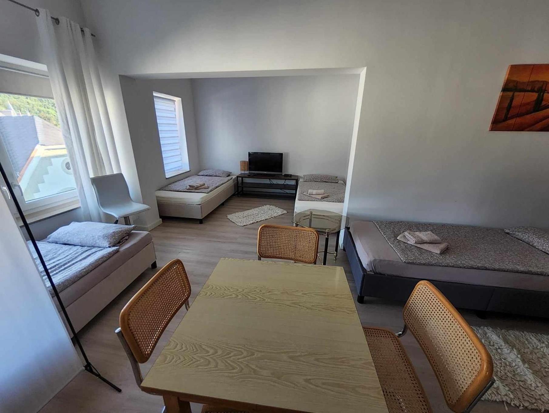 Heyerhaus Apartment *
